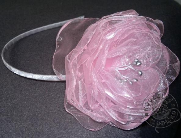 Čelenka Trocha šedi v růžové květ čelenka organza kvítek filc ozdoba do vlasů kovová čelenka čelenka s květem čelenka s broží květ z organzy 