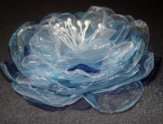 Cylindr na auto zdob. tm.modrá/bílá