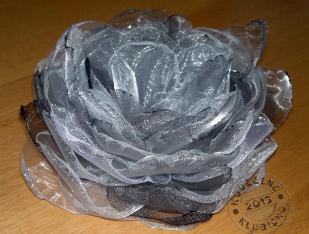 Cylindr na auto zdob. tm.modrá/bílá