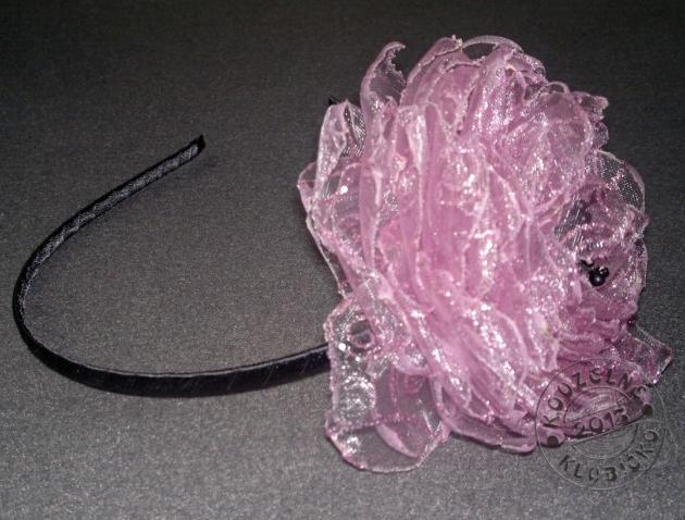 Čelenka Růženín s pestíky květ čelenka organza kvítek filc kovová čelenka čelenka s květem čelenka s broží 