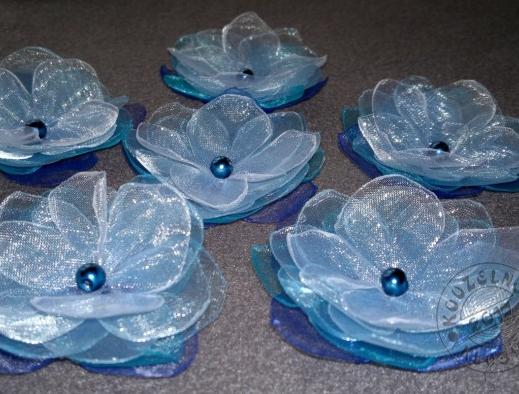 Cylindr na auto zdob. tm.modrá/bílá