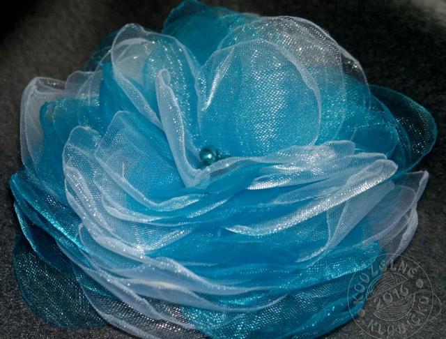 Cylindr na auto zdob. tm.modrá/bílá