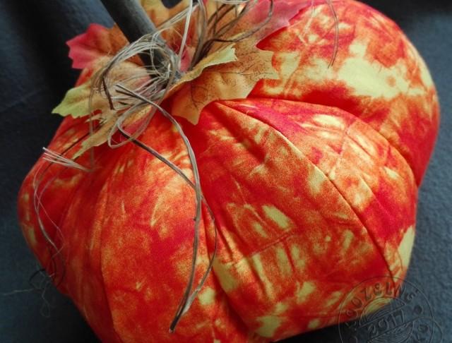 Cylindr na auto zdob. tm.modrá/bílá