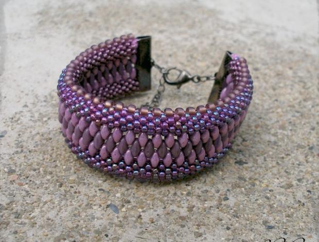 Violet - náramek šperk náramek doplněk elegantní háčkovaný na večer oboustranný 