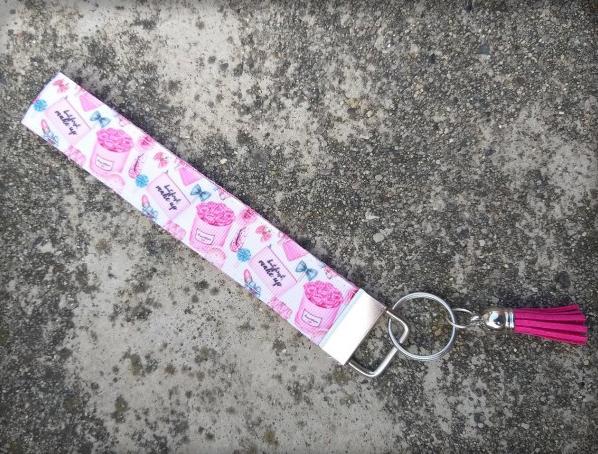 Poutko na klíče - pink přívěsek doplněk barvy ozdoba poutko popruh přívěsek na klíče 