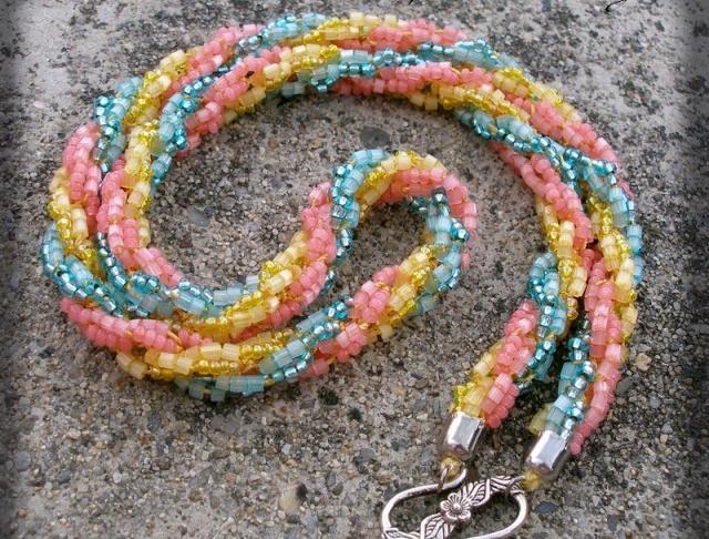 Růžové kvítí - náušnice