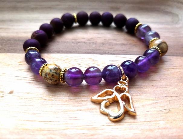 TURMALÍN s KŘIŠŤÁLEM v mechu