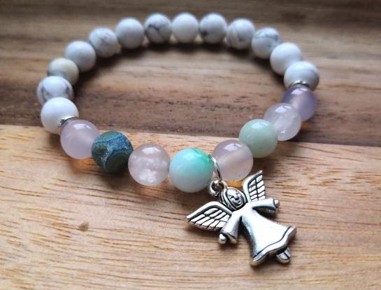 TURMALÍN s KŘIŠŤÁLEM v mechu