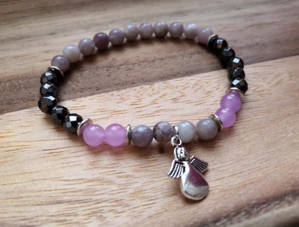 TURMALÍN s KŘIŠŤÁLEM v mechu