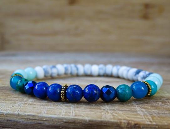 TURMALÍN s KŘIŠŤÁLEM v mechu