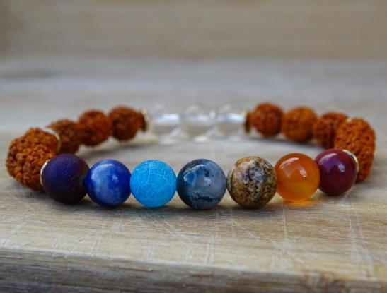 TURMALÍN s KŘIŠŤÁLEM v mechu