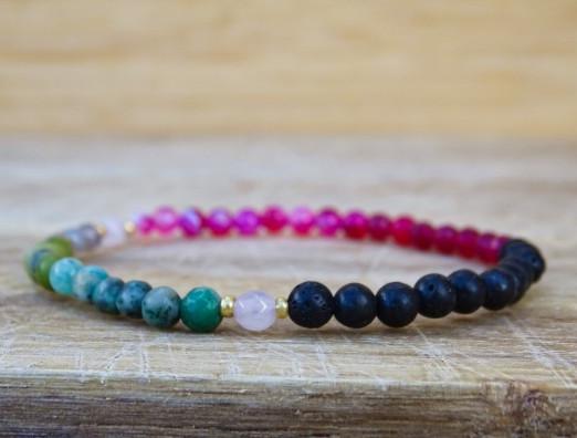 TURMALÍN s KŘIŠŤÁLEM v mechu