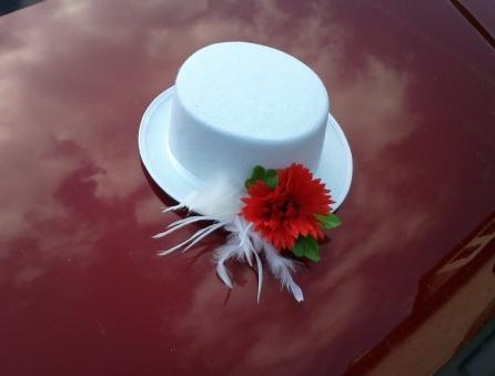 Svatební vývazky s kytičkou - zlaté