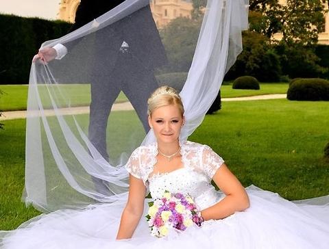 Svatební vývazky s kytičkou - zlaté