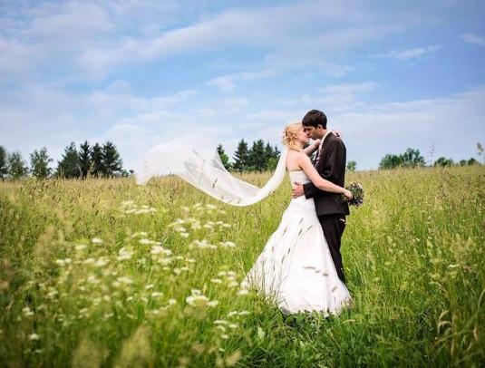 Svatební vývazky s kytičkou - zlaté