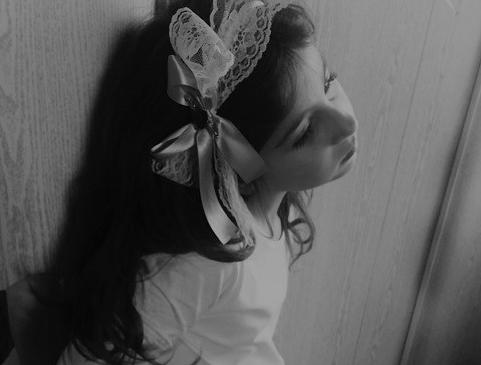 Svatební vývazky s kytičkou - zlaté