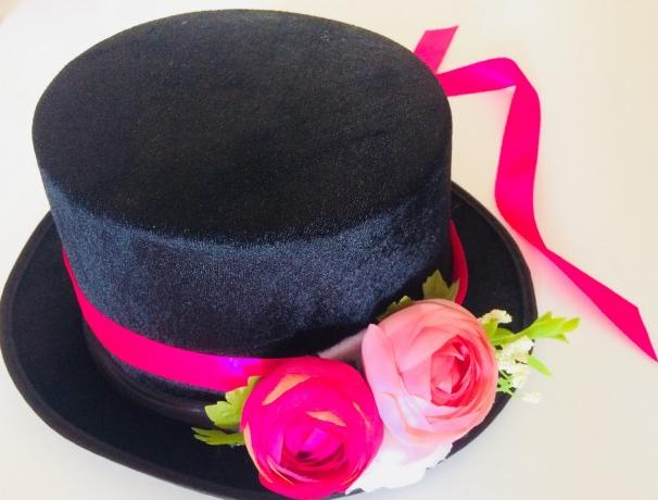 Svatební vývazky s kytičkou - zlaté