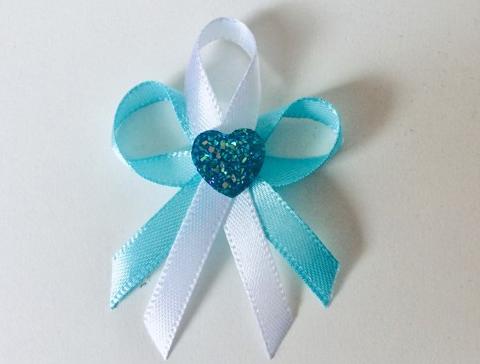 Svatební vývazky s kytičkou - zlaté