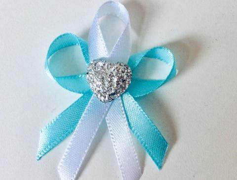 Svatební vývazky s kytičkou - zlaté