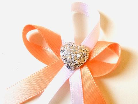 Svatební vývazky s kytičkou - zlaté