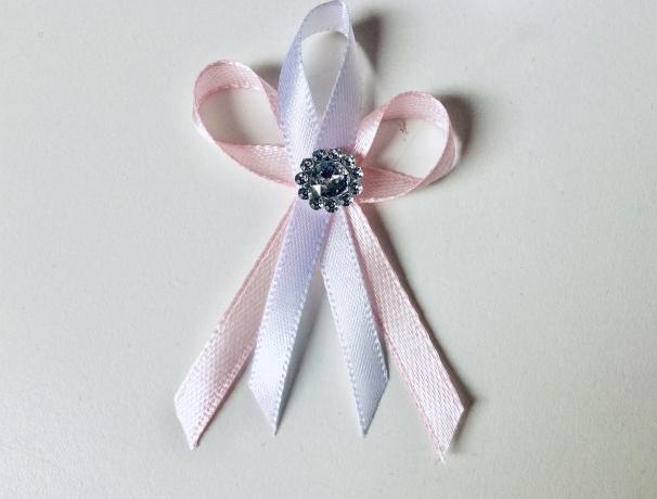 Svatební vývazky s kytičkou - zlaté