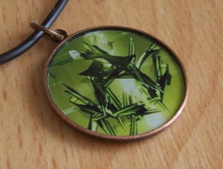 Přívěsek z křištálové pryskyřice náhrdelník přívěsek víla romantika vintage řetízek grafika starobronz 