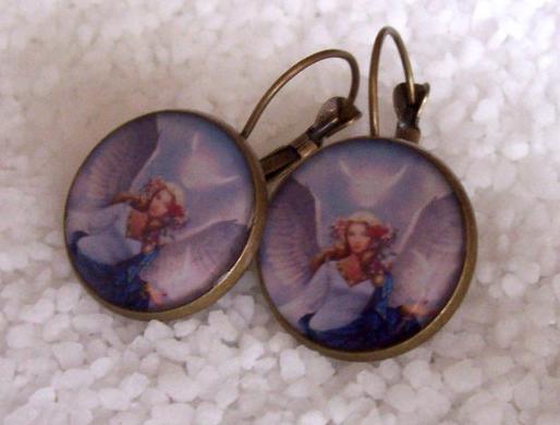Náušnice z pryskyřice víla náušnice anděl pryskyřice motiv fantasy kulaté grafika resin puntáíy barevn 