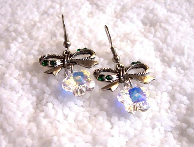 Náušnice s kytičkou Swarovski