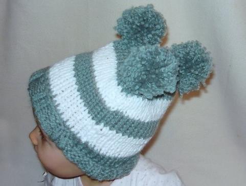 Čepička s knoglíčkem a mašličkou