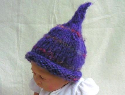 Čepička s knoglíčkem a mašličkou