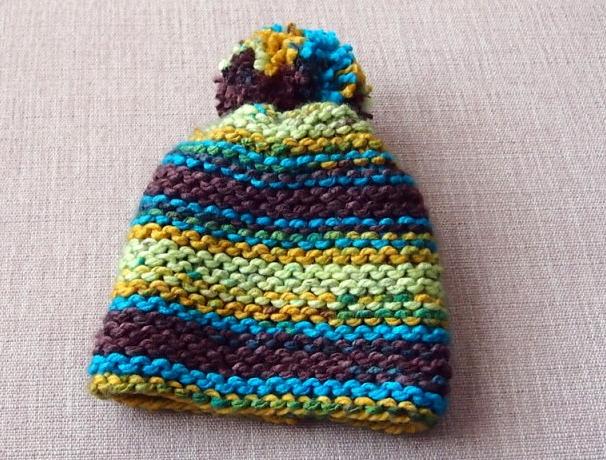 Čepička s knoglíčkem a mašličkou