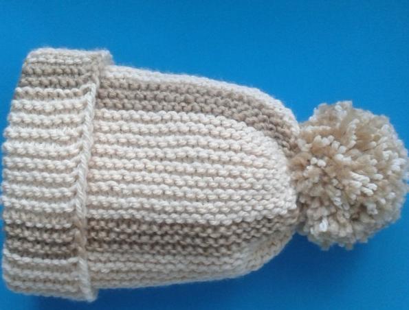 Čepička s knoglíčkem a mašličkou