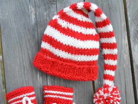 Čepička s knoglíčkem a mašličkou