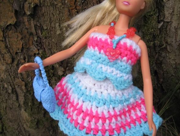 Šatičky na Barbie Barevné.