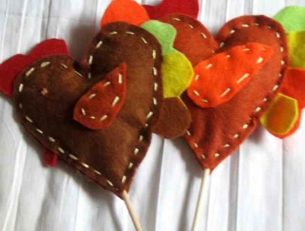 Velikonoční slepičky. filc slepičky srdíčkové slepičky zápis velikonoce 