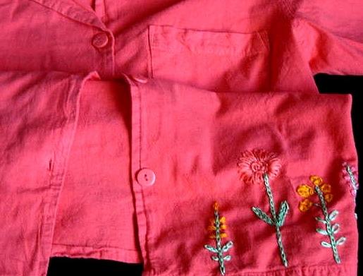 Bavlněná halenka s ruční výšivkou. 100% bavlna ruční výšivka sytě růžová halenka košilového typu 