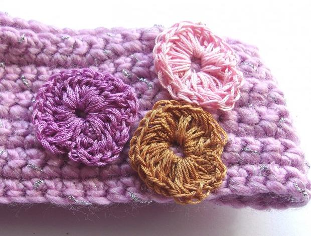 Čelenka háčkovaná Trocha romantiky. růžová háčkovaná čelenka béžová fialková 