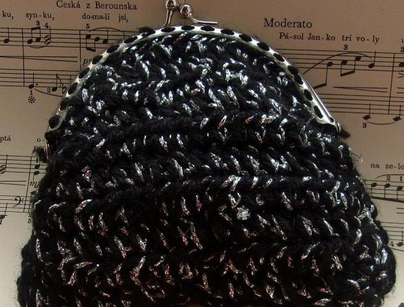 Peněženka, taštička Společenská.