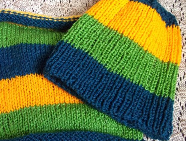 Zimní souprava pletená. pruhovaná pletená čapka bezešvá zimní souprava nákrčník tunel 