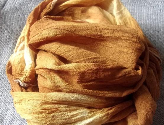 Bavlněná šála Karamel a šlehačka. bavlna organtýn fáčovina 