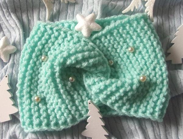 Čelenka překřížená  Mentolka. příjemná čelenka lehká překřížená barva mentolu 